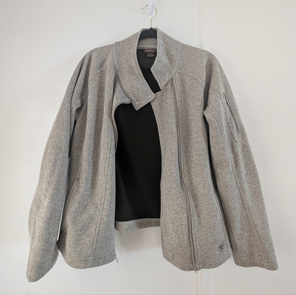 Ariat Oatmeal Ski Jacket with Structured Shoulders - Picture 1 of 8